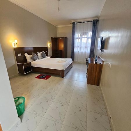 Grand Amoena Guest House Naivasha Εξωτερικό φωτογραφία