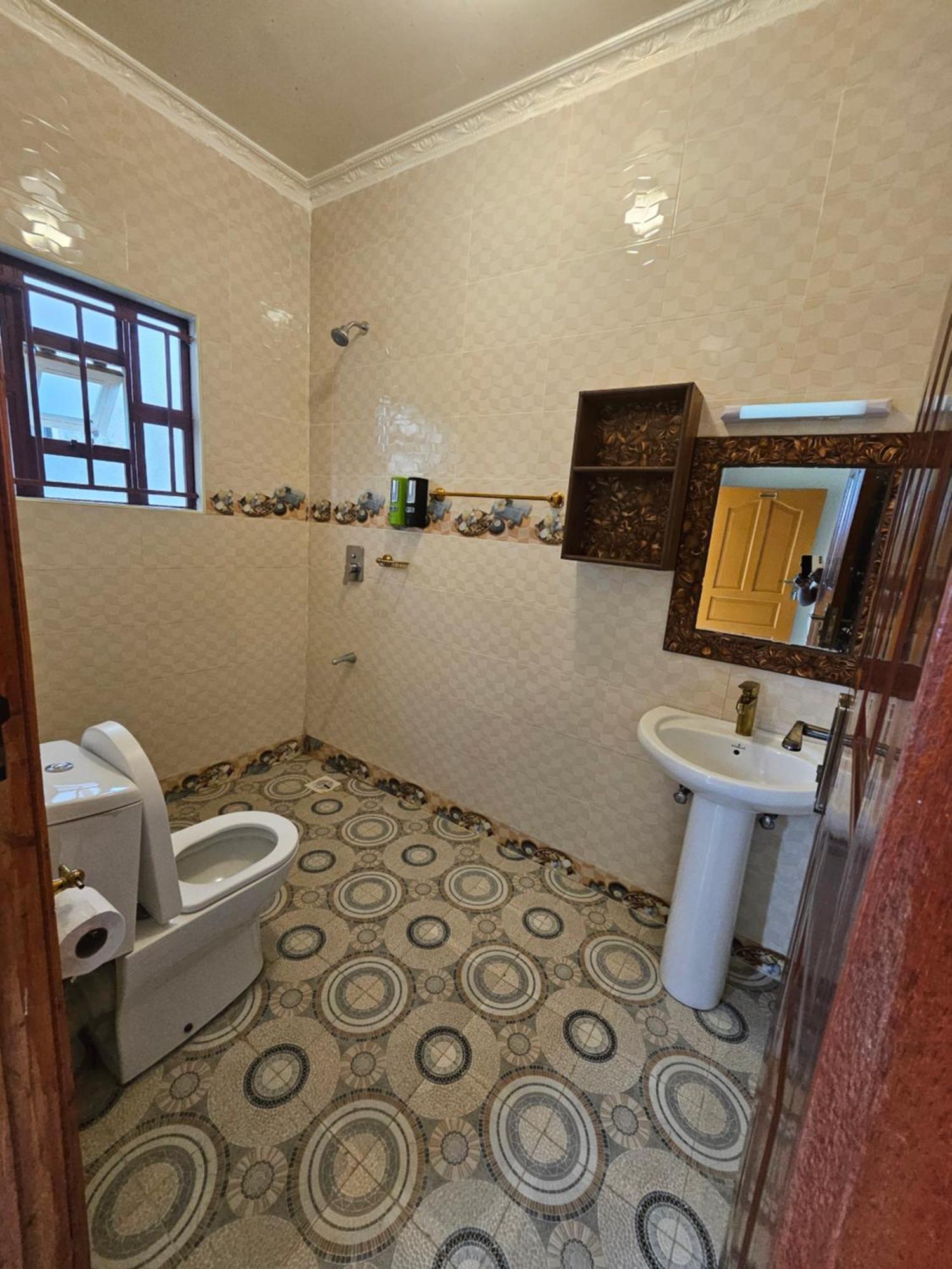 Grand Amoena Guest House Naivasha Εξωτερικό φωτογραφία